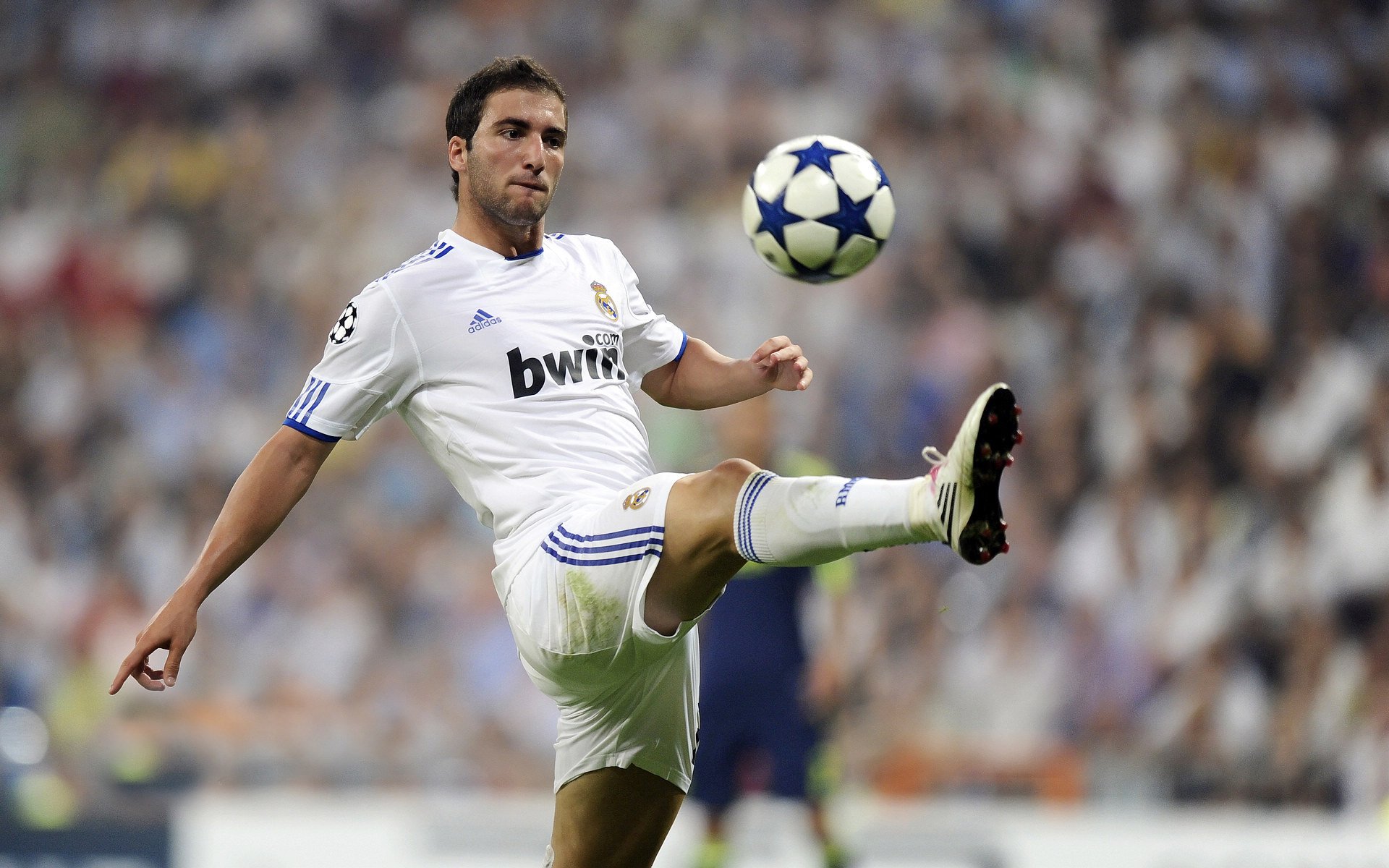 戈贝尔，沉默巨人的审判—当魔术与篮网的胜负天平被一双巨掌拨动