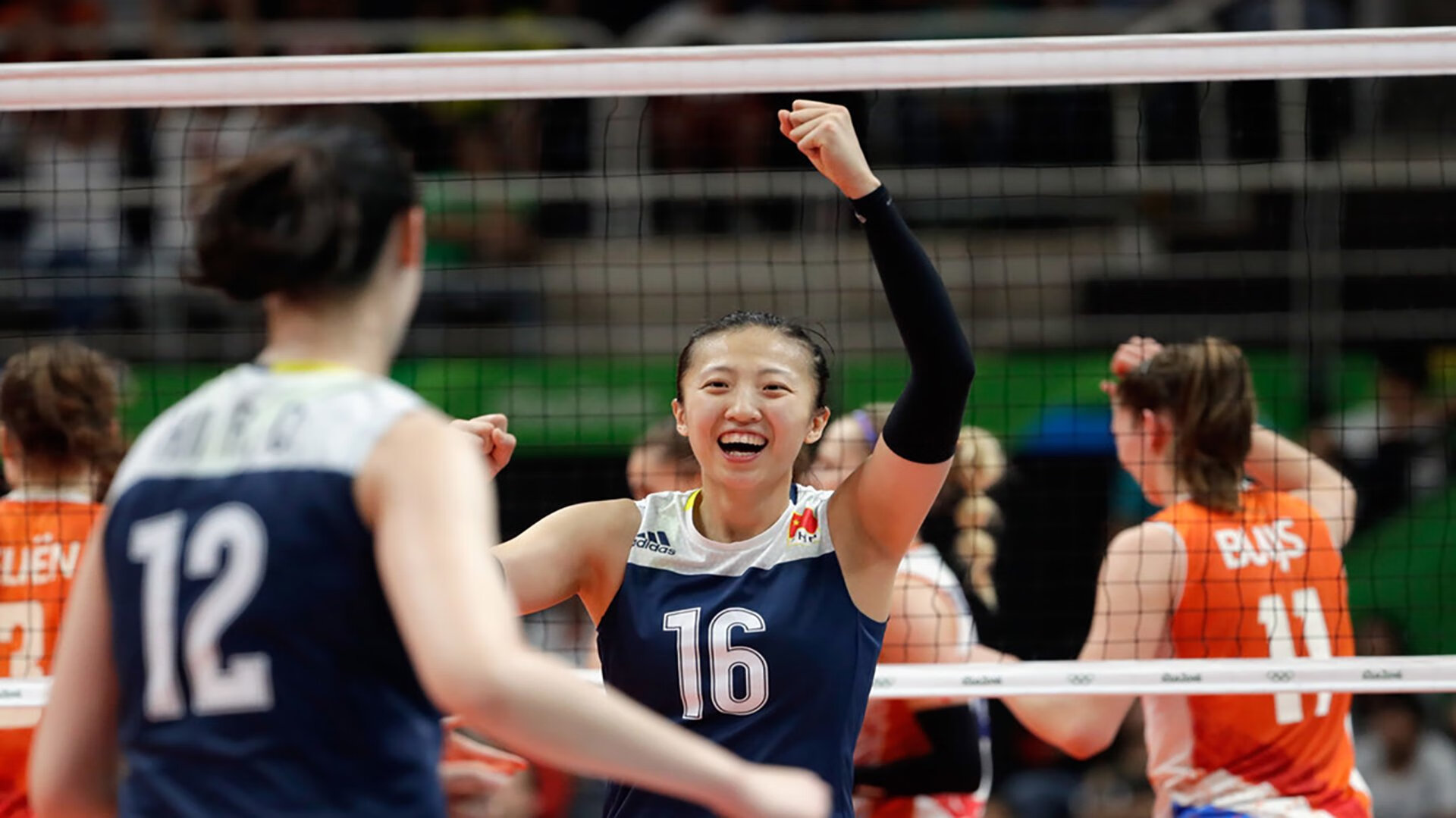 南美双雄会,2026世界杯E组上演惊天逆转,阿根廷碾压巴西,格列兹曼致命一击改写历史